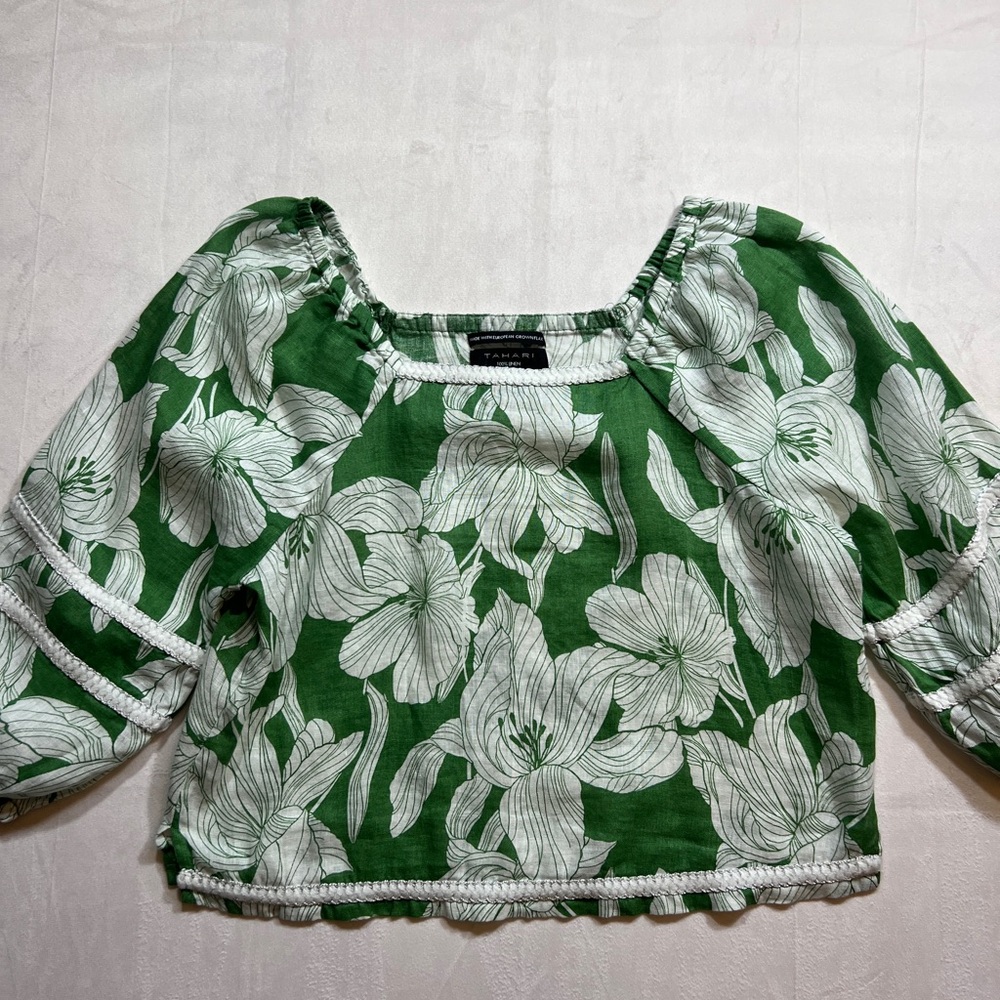 Tahari Emerald and White Linen Floral Top